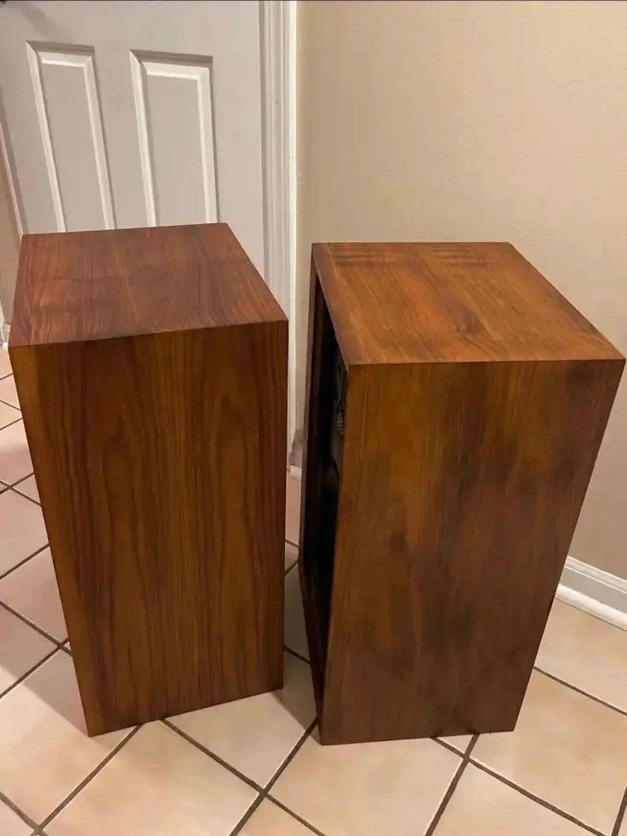 Acoustic Research AR-3 Floor Speakers - reJUNKshop