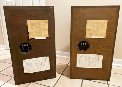 Acoustic Research AR-3 Floor Speakers - reJUNKshop