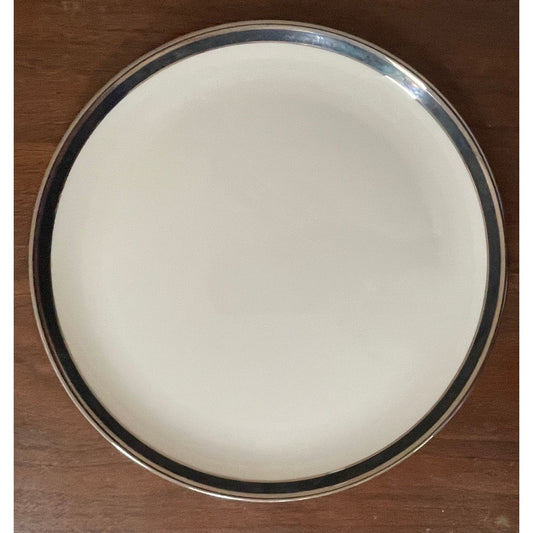 Dinner Plate; Ebony Pattern by American Manor - reJUNKshop