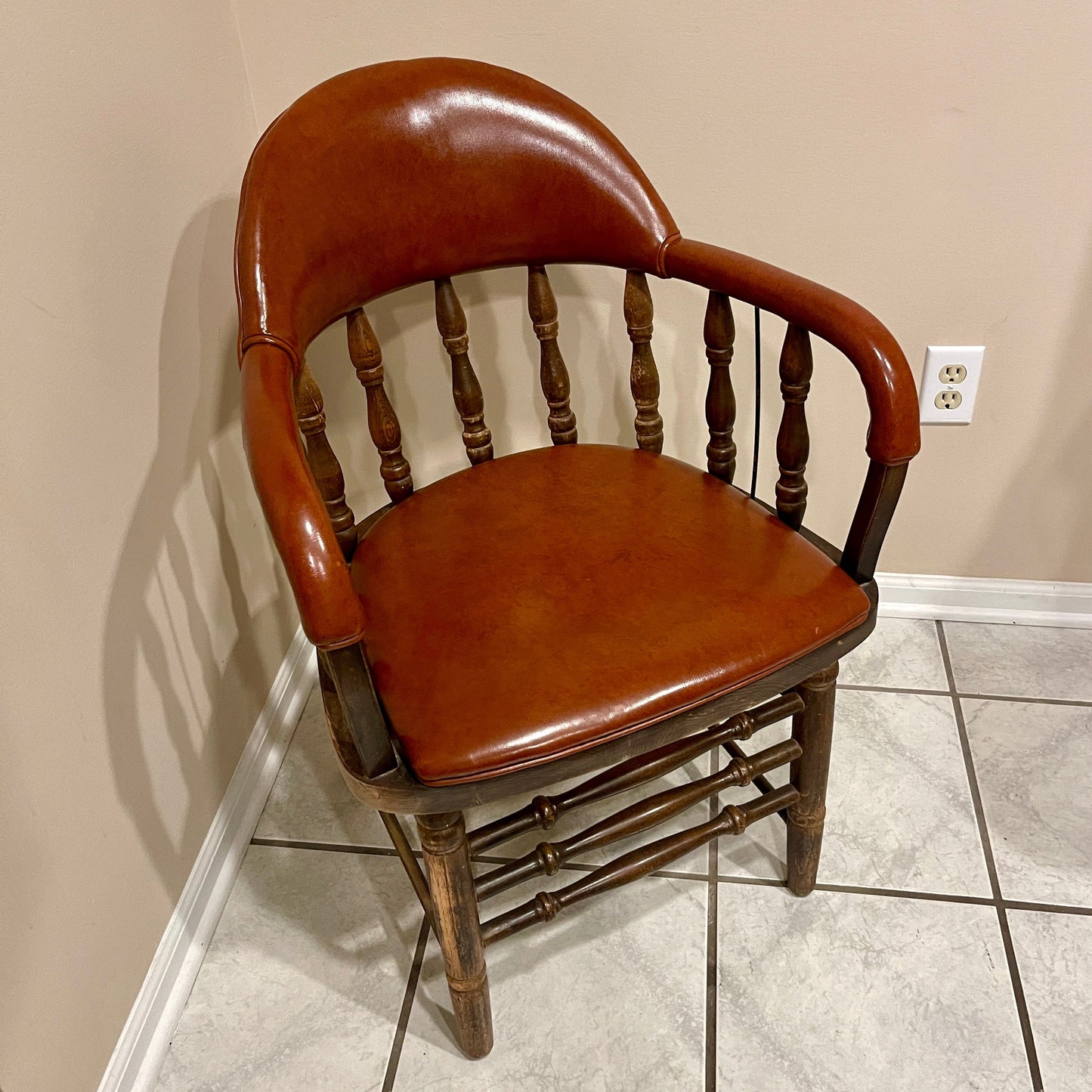 Antique Shelby Williams Victorian Captain’s Chair - Leather - reJUNKshop